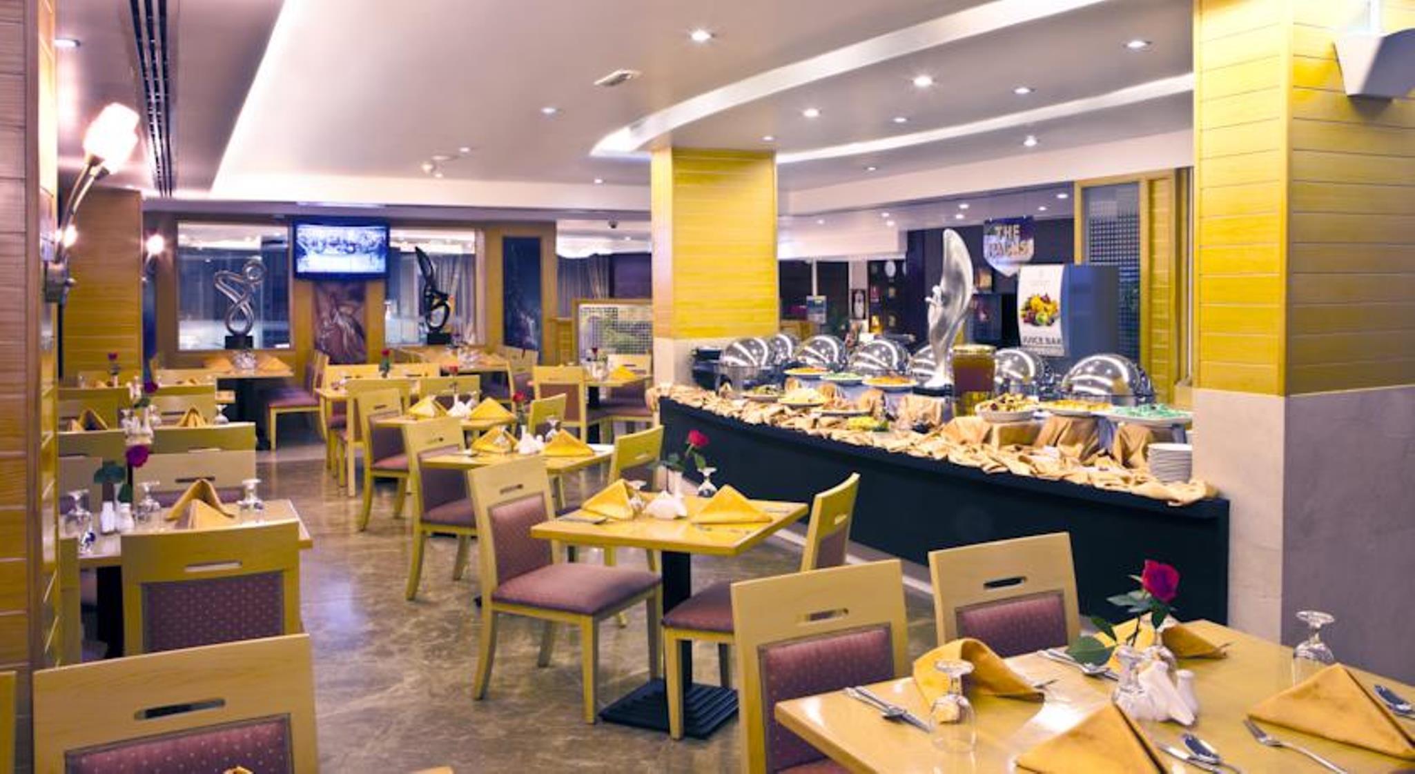 Landmark Riqqa Hotel Dubai Exterior photo