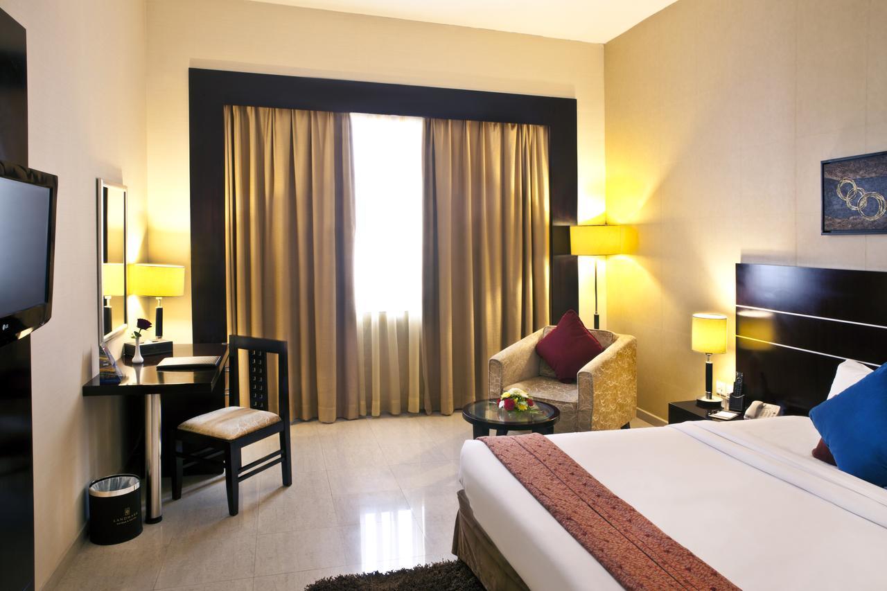 Landmark Riqqa Hotel Dubai Exterior photo