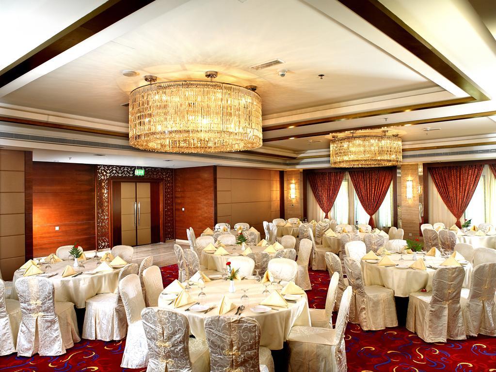 Landmark Riqqa Hotel Dubai Exterior photo